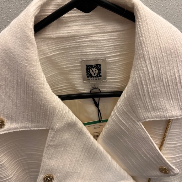 Women’s Anne Klein White Jacket with Gold Large NWT - Picture 3 of 7